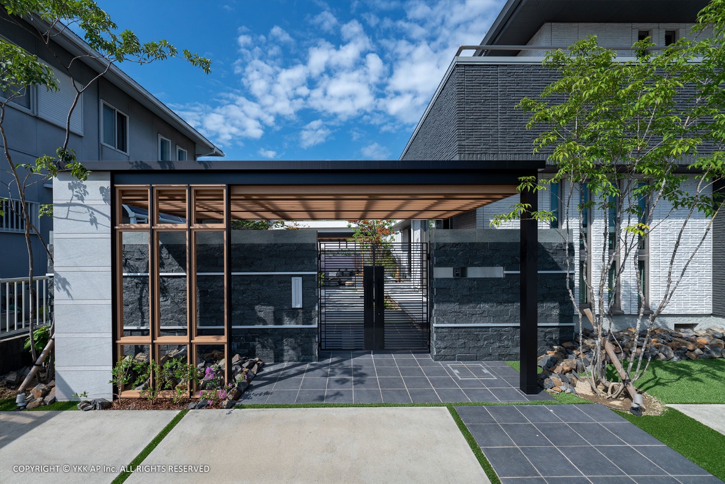 カーポートは「買う場所」で値段が倍違う。ホームセンター vs ネット vs 外構専門業者のリアル