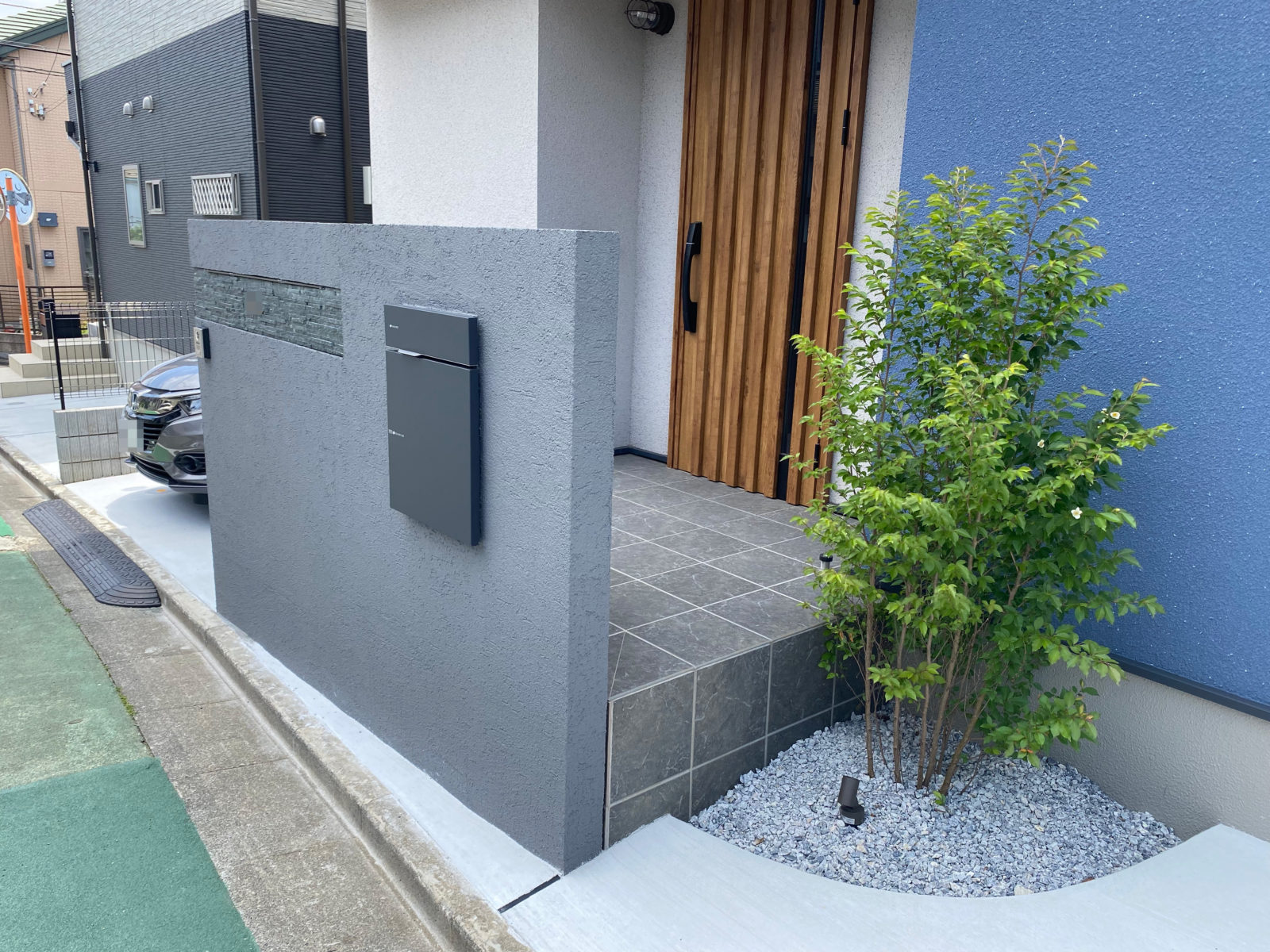 【業界暴露】宅配ボックス工事における「工期遅れ」の実態!優良業者を見極める5つの質問