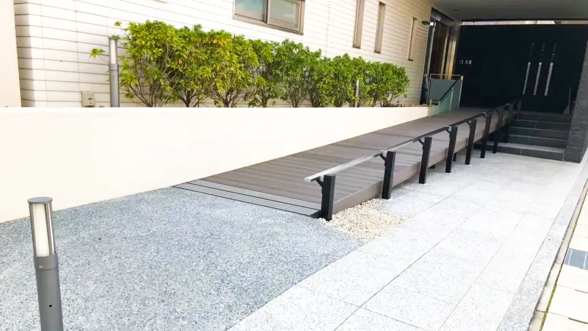 【業界暴露】スロープ工事における「訪問販売」の実態!優良業者を見極める5つの質問