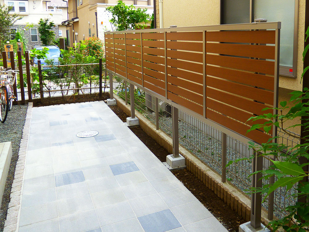 【業界暴露】目隠しフェンス工事における「追加請求」の実態!優良業者を見極める5つの質問